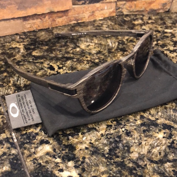 Oakley Accessories - Oakley Latch Prizm